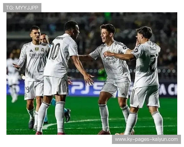 皇马卡马文加禁区抢点推射锁定胜局